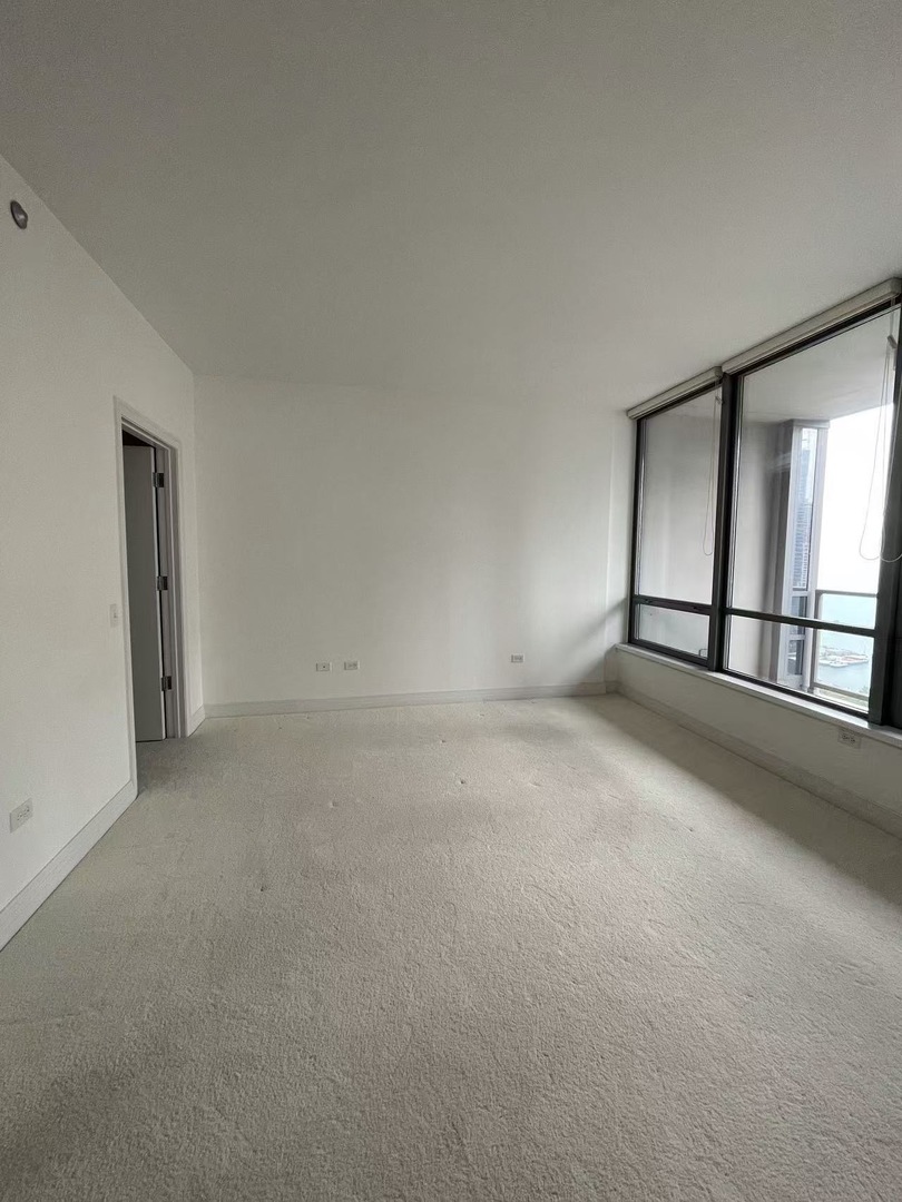 600 N LAKE SHORE Drive 2307
