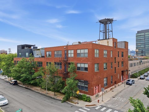 Photo of 407 N Elizabeth Street #302, Chicago, IL 60642 (MLS # 12736315)
