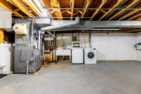 Tiny photo for 13029 S Baltimore Avenue, Chicago, IL 60633 (MLS # 12739954)