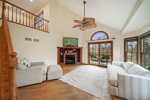 Tiny photo for Orland Park, IL 60462 (MLS # 12529445)