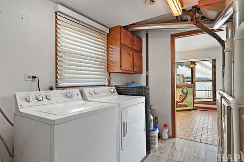 Tiny photo for 215 S Northwest Highway, Cary, IL 60013 (MLS # 12438028)