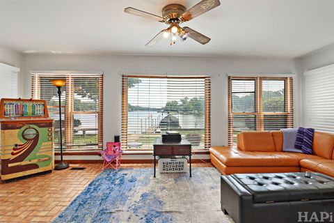 Tiny photo for 215 S Northwest Highway, Cary, IL 60013 (MLS # 12438028)