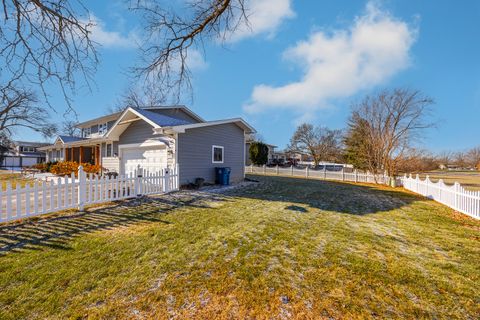 A home in Downers Grove