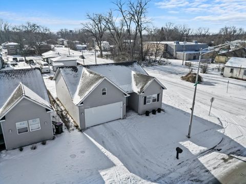 A home in Robbins