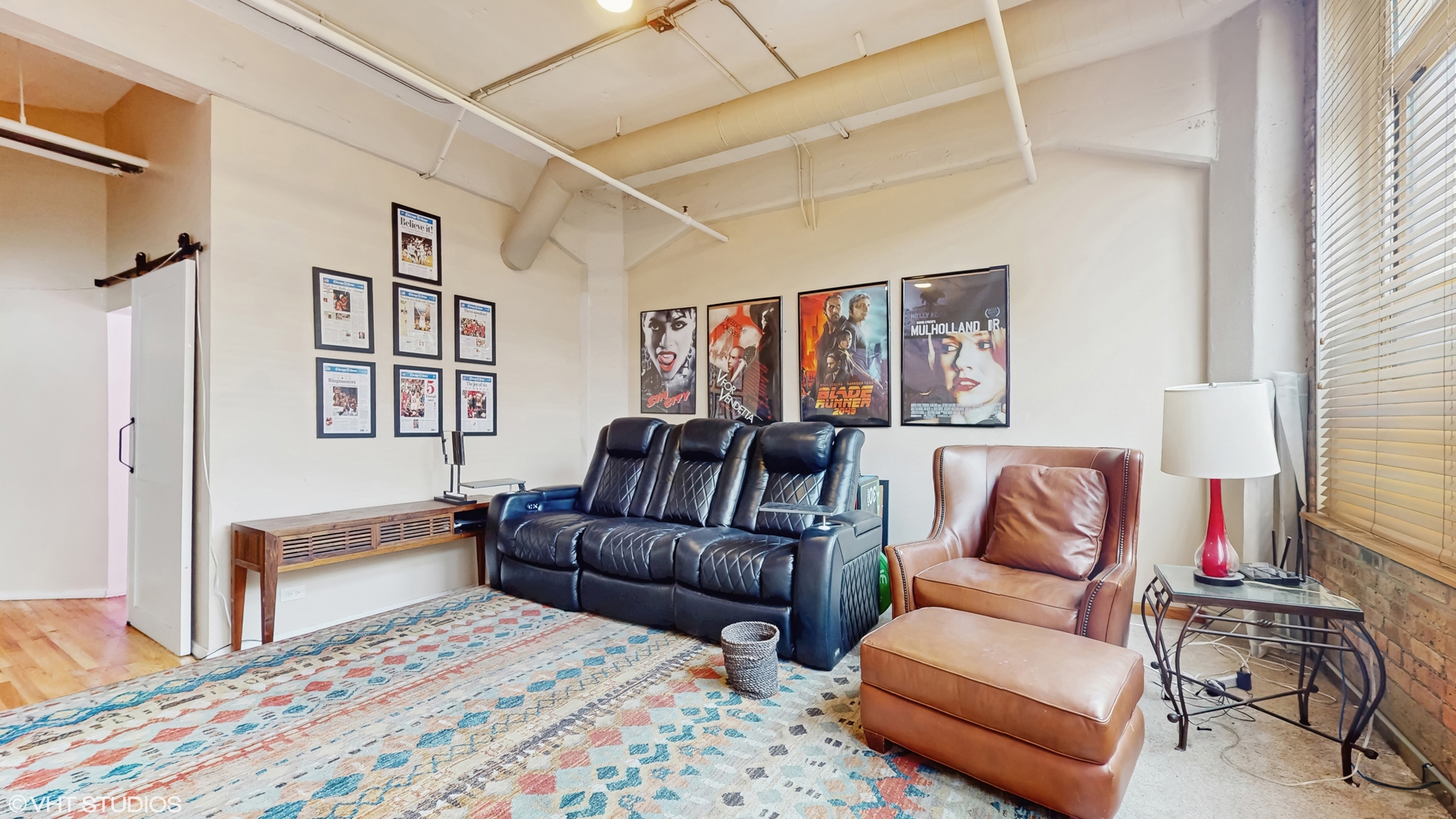 124 W POLK Street 101