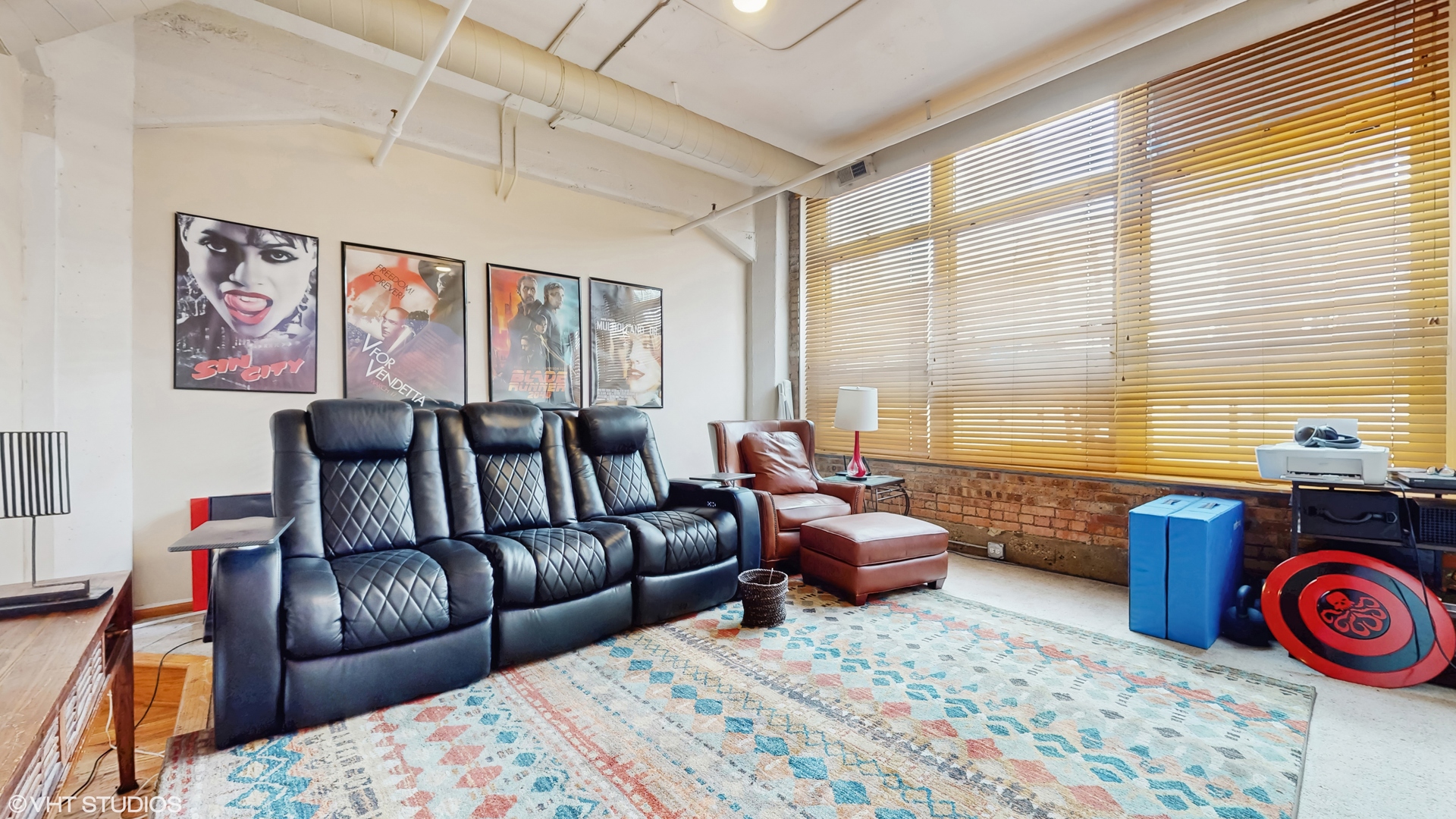 124 W POLK Street 101