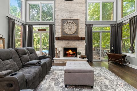 Tiny photo for 14415 W Blyth Court, Libertyville, IL 60048 (MLS # 12648308)