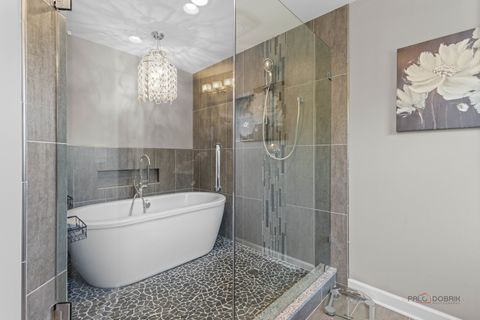 Tiny photo for 14415 W Blyth Court, Libertyville, IL 60048 (MLS # 12648308)