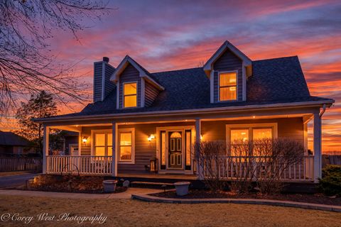 Tiny photo for 411 MEADOW Lane, Hinckley, IL 60520 (MLS # 12574955)