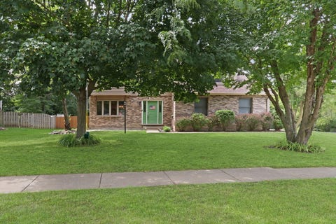 Tiny photo for 400 Cross Arm Drive, Grayslake, IL 60030 (MLS # 12723821)