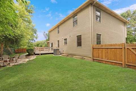 Tiny photo for 400 Cross Arm Drive, Grayslake, IL 60030 (MLS # 12723821)