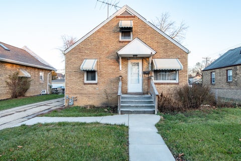 Photo of 49 S Lewis Avenue, Waukegan, IL 60085 (MLS # 12738540)