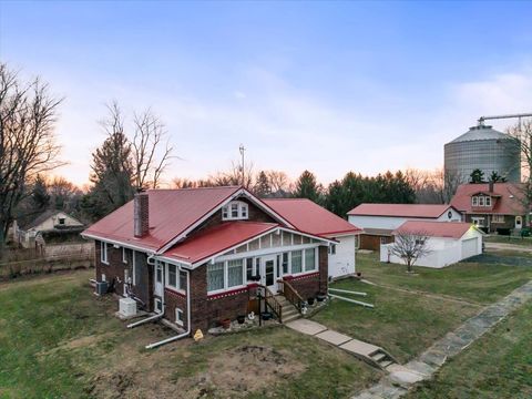 Tiny photo for 112 E Jefferson Street, Dana, IL 61321 (MLS # 12541545)