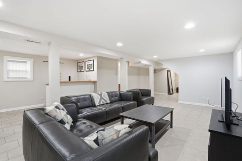 Tiny photo for 2923 N New England Avenue, Chicago, IL 60634 (MLS # 12755391)