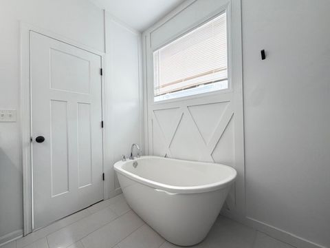 Tiny photo for 2048 Waters Edge Drive, Minooka, IL 60447 (MLS # 12590316)