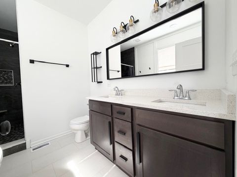 Tiny photo for 2048 Waters Edge Drive, Minooka, IL 60447 (MLS # 12590316)