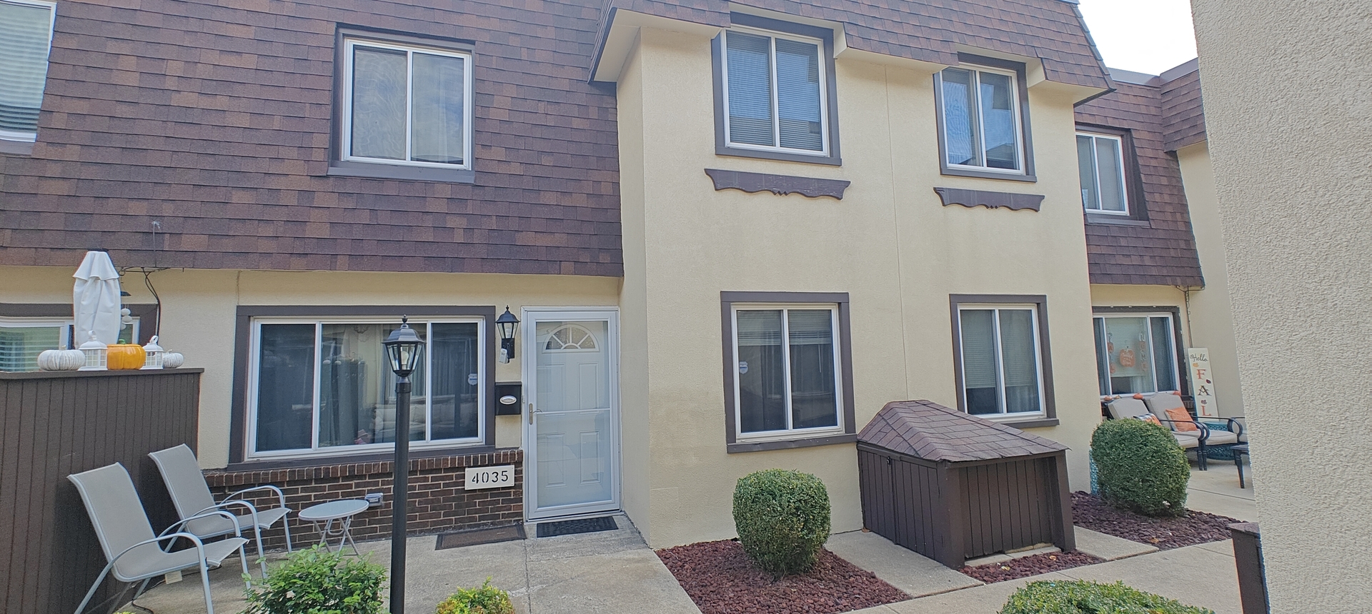 Photo 1 of 29 — 4035 Fitzjames Walk, Oak Lawn, IL 60453