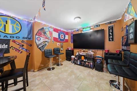 Tiny photo for 1615 W BEVERLY GLEN Parkway, Chicago, IL 60643 (MLS # 12725272)