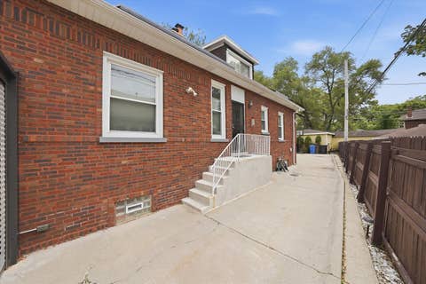 Tiny photo for 1615 W BEVERLY GLEN Parkway, Chicago, IL 60643 (MLS # 12725272)