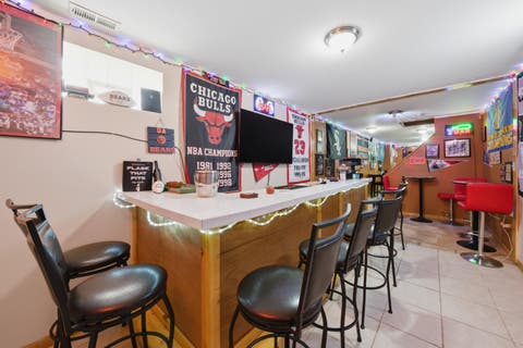 Tiny photo for 1615 W BEVERLY GLEN Parkway, Chicago, IL 60643 (MLS # 12725272)