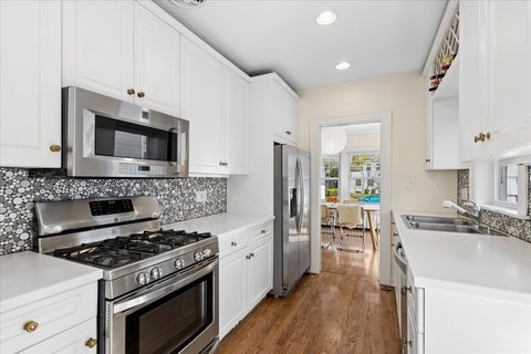 Tiny photo for 574 Orchard Lane, Winnetka, IL 60093 (MLS # 12589833)