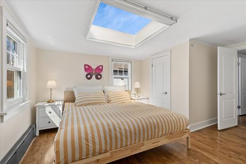 Tiny photo for 574 Orchard Lane, Winnetka, IL 60093 (MLS # 12589833)