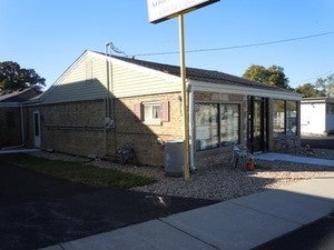138 W Irving Park Road front