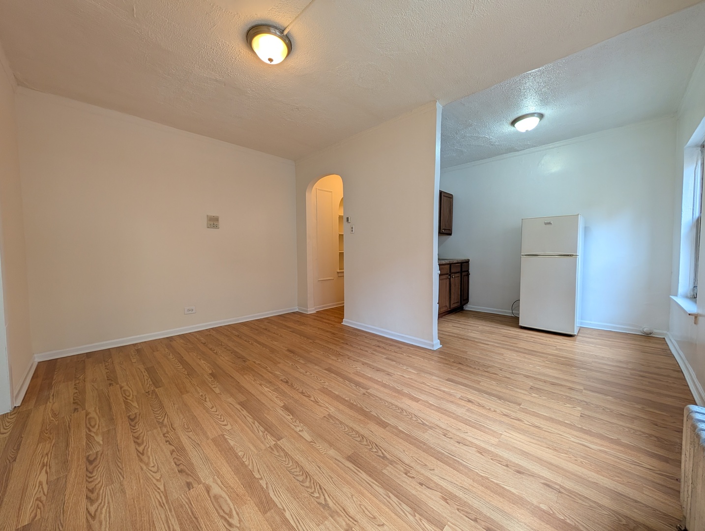 5417 N Kenmore Avenue 211