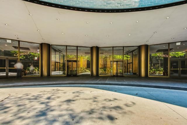 505 N Lake Shore Drive 1515
