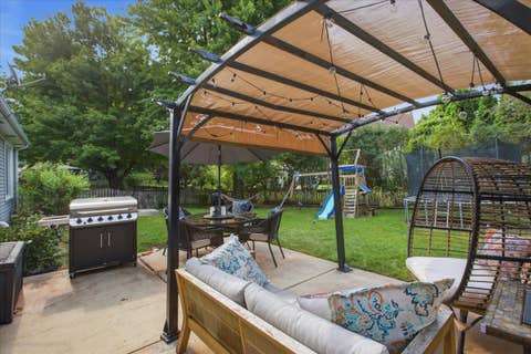Tiny photo for 3105 Blackhawk Trail, St. Charles, IL 60174 (MLS # 12718439)