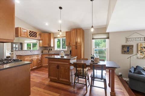 Tiny photo for 3105 Blackhawk Trail, St. Charles, IL 60174 (MLS # 12718439)