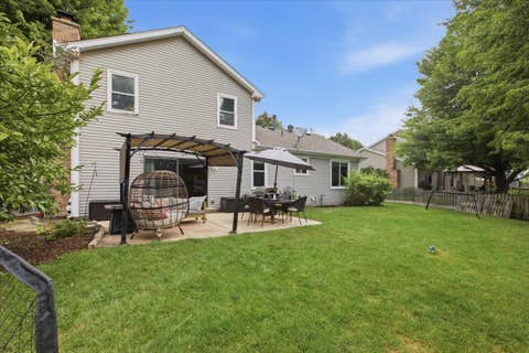 Tiny photo for 3105 Blackhawk Trail, St. Charles, IL 60174 (MLS # 12718439)