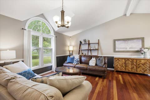 Tiny photo for 3105 Blackhawk Trail, St. Charles, IL 60174 (MLS # 12718439)