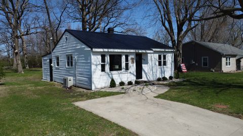 Tiny photo for 850 E Locust Street, Watseka, IL 60970 (MLS # 12612421)