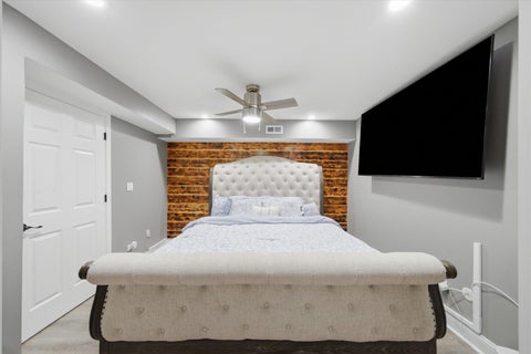 Tiny photo for 231 E 59th Street #1, Chicago, IL 60637 (MLS # 12798134)