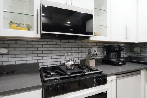 Tiny photo for 231 E 59th Street #1, Chicago, IL 60637 (MLS # 12798134)
