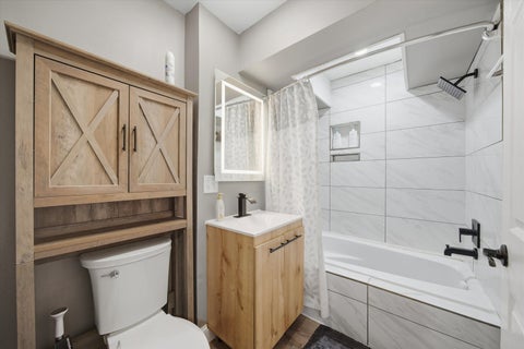 Tiny photo for 231 E 59th Street #1, Chicago, IL 60637 (MLS # 12798134)