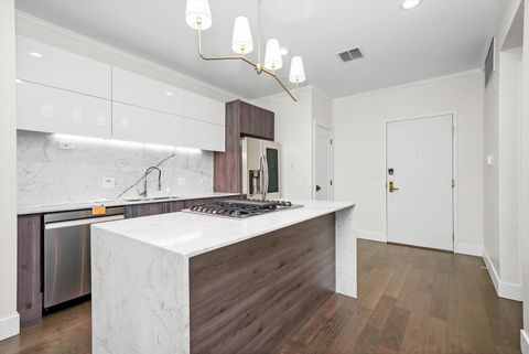 Tiny photo for 910 S Michigan Avenue #1612, Chicago, IL 60605 (MLS # 12343255)