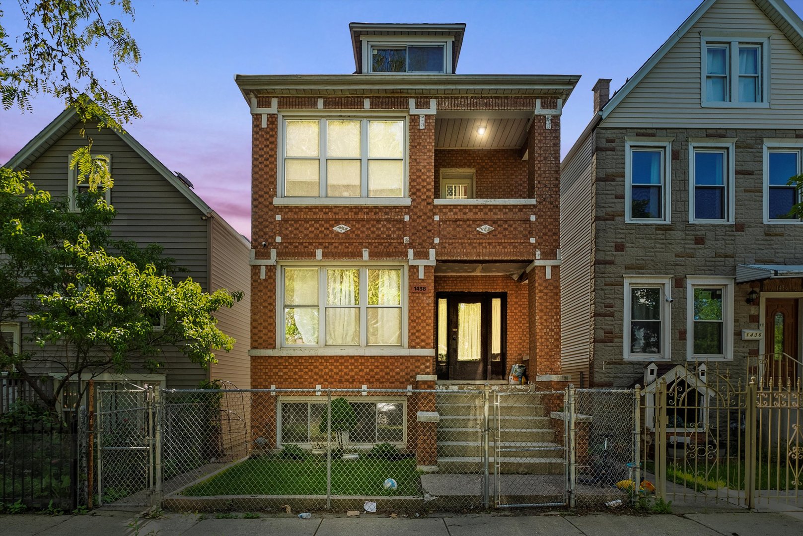 1438 S 50th Court
