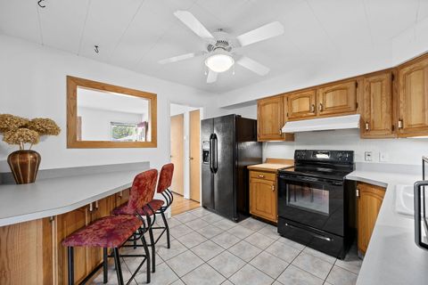 Tiny photo for 338 S Highland Avenue, Lombard, IL 60148 (MLS # 12507539)