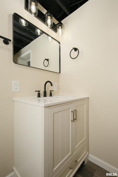 Tiny photo for 3205 CANDLEWICK Drive, Bettendorf, IA 52722 (MLS # QC4269625)