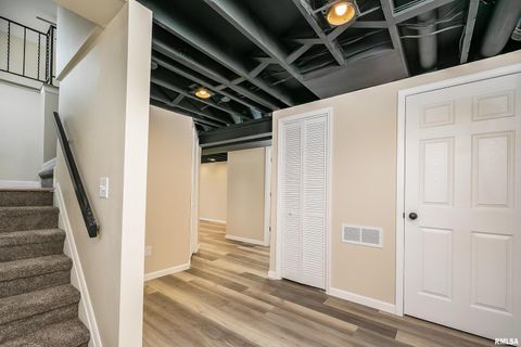 Tiny photo for 3205 CANDLEWICK Drive, Bettendorf, IA 52722 (MLS # QC4269625)