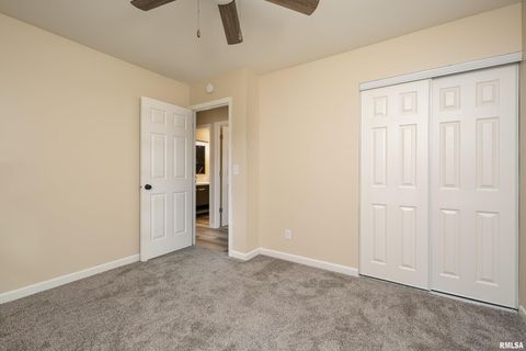 Tiny photo for 3205 CANDLEWICK Drive, Bettendorf, IA 52722 (MLS # QC4269625)