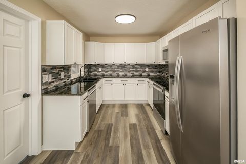 Tiny photo for 3205 CANDLEWICK Drive, Bettendorf, IA 52722 (MLS # QC4269625)