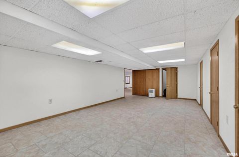 Tiny photo for 22 OAKBROOK Drive, Bettendorf, IA 52722 (MLS # QC4269732)