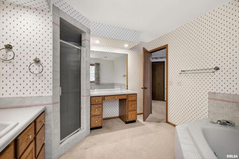 Tiny photo for 22 OAKBROOK Drive, Bettendorf, IA 52722 (MLS # QC4269732)