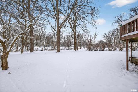 Tiny photo for 22 OAKBROOK Drive, Bettendorf, IA 52722 (MLS # QC4269732)