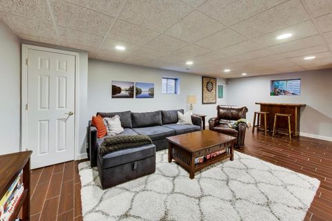 Tiny photo for 1029 Prairie Avenue, Park Ridge, IL 60068 (MLS # 12584996)