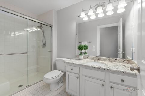 Tiny photo for 13 Kensington Drive, North Barrington, IL 60010 (MLS # 12607653)