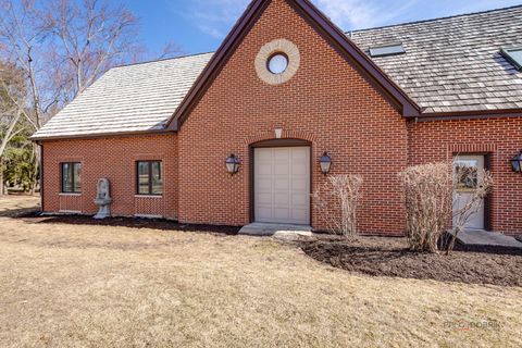 Tiny photo for 13 Kensington Drive, North Barrington, IL 60010 (MLS # 12607653)